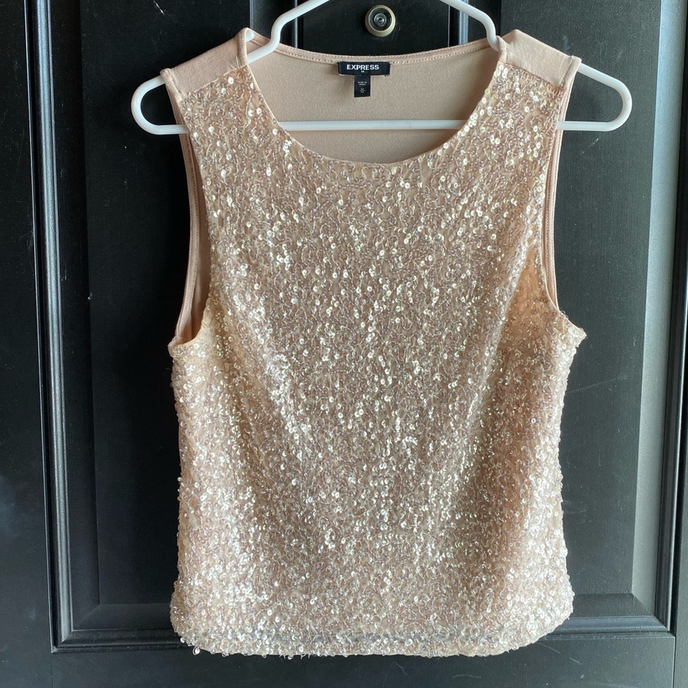 EXPRESS Sparkly Sequin Sleeveless Stretch Fitted Blush Beige Tank Top Size M